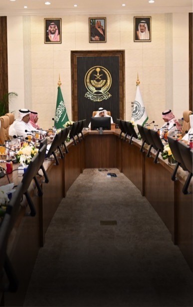 Al-Falih Meets with Board Members of the Chamber of Commerce and Major Investors in Al-Baha Region